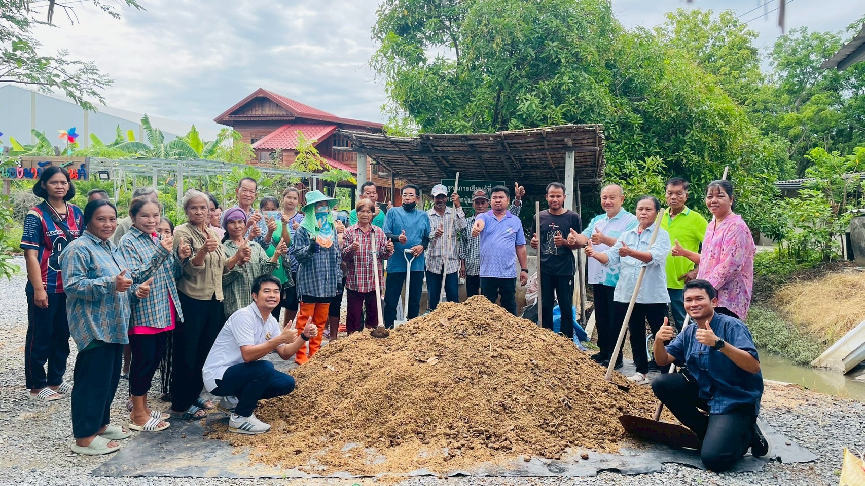 ผลการดำเนินงานหมู่บ้านเศรษฐกิจพอเพียงจังหวัดสุพรรณบุรี